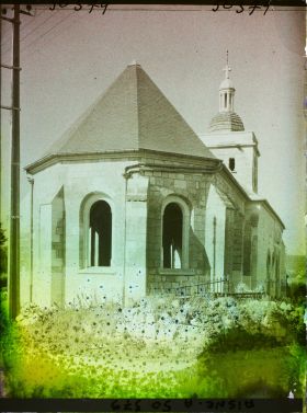 Image représentant France, St Christophe à Berry, L'Eglise abside