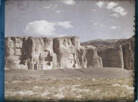 Image représentant Ensemble de tombeaux des souverains achéménides et bas-reliefs sassanides