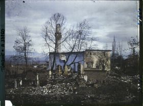 Image représentant Turquie, Alacheir, Mosquée du Bazar incendiée