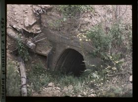 Image représentant France, Bois le Prêtre, Abri boche en avant de la tranchée des Carmes
