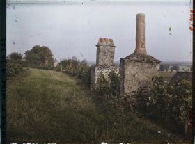 Image représentant Cheminées de maisons troglodytes