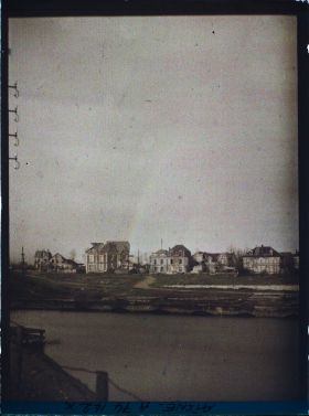 Image représentant Vue sur une partie de la ville détruite