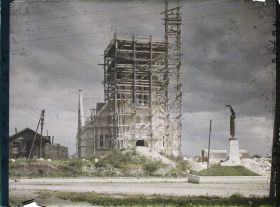 Image représentant France, Vimy, Eglise en Construction