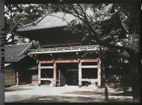 Image représentant Porte d'entrée d'un temple