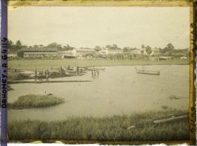 Image représentant Vue sur la lagune, en direction de la mission catholique (?)