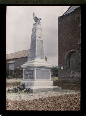 Image représentant France, Roclincourt, Monumt aux Morts