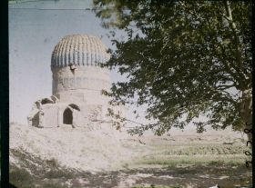 Image représentant Le mausolée de Gawhar-Châd (Gumbaz-I-Sabz : le dôme vert)