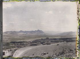 Image représentant Le village proche du site de Bisotun (ou Behistun)