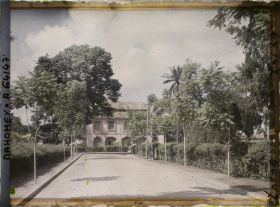 Image représentant Nouvelle avenue dans le quartier de l'administration coloniale