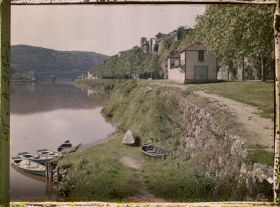 Image représentant France, Cahors, Bords du Lot devant Cahors vers l'aval