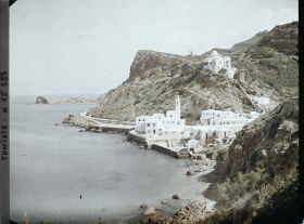 Image représentant Vue panoramique sur les falaises, les établissements thermaux et hôteliers