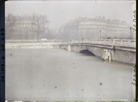 Image représentant La crue de la Seine au pont de l'Alma