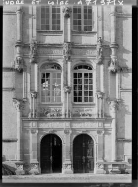Image représentant La façade nord dite de l'escalier du château