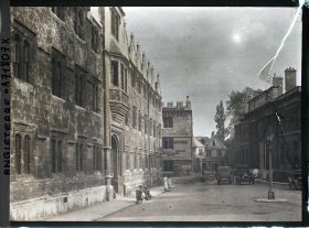 Image représentant Vue extérieur de l'Oriel College