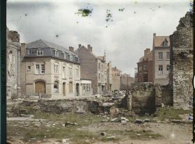 Image représentant Belgique, Ypres, Rue du Beurre en reconstruction