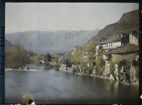 Image représentant Les bords de l'Ariège ; vue prise vers l'aval prise du pont