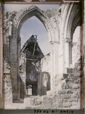 Image représentant France, Vailly, Intérieur de l'Eglise