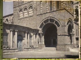 Image représentant Le porche du For de la cathédrale Notre-Dame-de-l'Annonciation