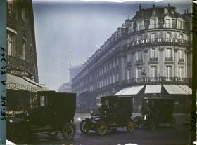 Image représentant La rue Scribe depuis le boulevard des Capucines