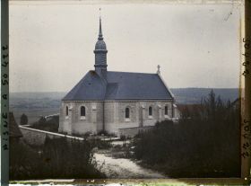 Image représentant France, Chavonne, Eglise reconstruite