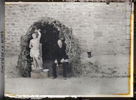 Image représentant Le reposoir de saint Sébastien sur le parcours de la Grande Troménie