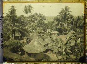 Image représentant Exemples de cases rondes vers la plaine de l'Ouémé