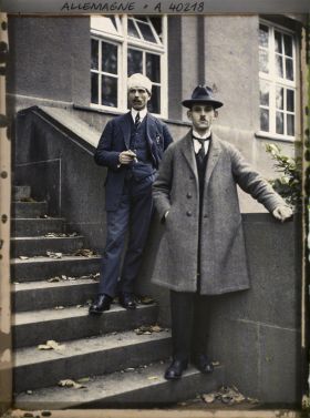 Image représentant Prusse, Düren, Mr Mennicken, exécutif de Düren, Mr Jorres, Chef milice republicaine blessé