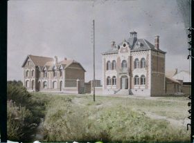 Image représentant France, Souchez, Nouvelle Mairie et Ecoles