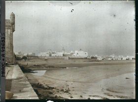 Image représentant La ville européenne vue depuis la plage