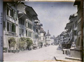 Image représentant La Hauptgasse (Grand-Rue) et la porte de Berne