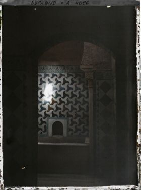 Image représentant Alhambra : chambre de bains des enfants dans les palais Nasrides