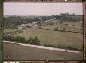 Image représentant Périgord, Beaumont, Vue d'ensemble prise de Belpey