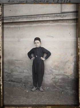 Image représentant Jeune Turc aux yeux bleus