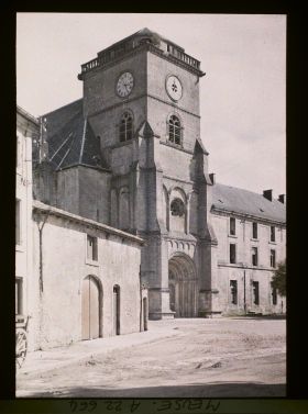 Image représentant France, St Mihiel, Façade de St Michel