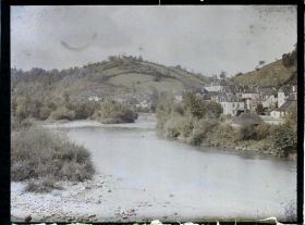 Image représentant France , Tardets, Vue d'ensemble s/ le Saison