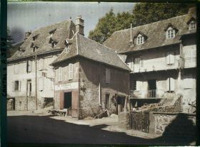 Image représentant La gendarmerie nationale et la maison de l'aubergiste maréchal-ferrant