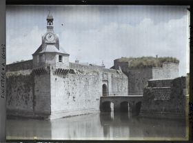 Image représentant L'entrée de la Ville Close