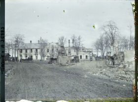 Image représentant Turquie, Eski-Ckehir, Une vue vers les ruines de la Gare