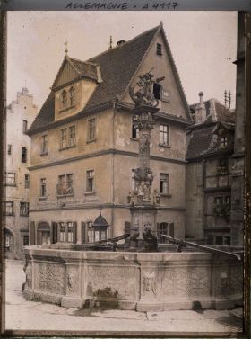 Image représentant Suisse, Rothembourg, Vieille fontaine