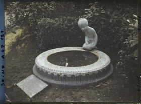 Image représentant L'Exposition des arts décoratifs, Le Premier Miroir GR Peyre, Cours-la-Reine