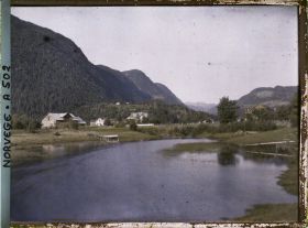 Image représentant La vallée de Dalen, vue du lac Bandak