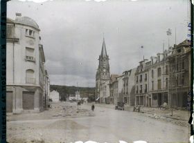 Image représentant France, Baccarat, Rue des Ponts vers l'Eglise