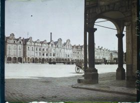 Image représentant France, Arras, Gde Place vers le Nord Est