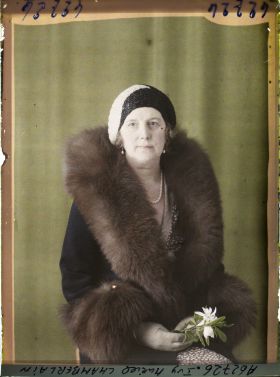 Image représentant Lady  https://musee-albert-kahn.s-museum.fr/home/NWQ2OTAwYzNmYjZlZTk1ZWQwODJmMjY4L2dlbmVyaWMtbm90aWNlLXRhYi9hdXRob3JpdHkvNjE3YTc5ZjVjZjhiODk2OGIzMzM3ZDIx/5d6900c3fb6ee95ed082f268/generic-notice-tab/authority/617a79ebcf8b8968b3336a55 Ivy Muriel Chamberlain