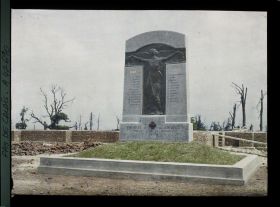 Image représentant France, Farbus, Monumt aux morts