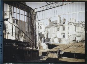 Image représentant France, Reims, Un atelier dans les ruines