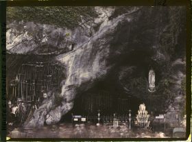 Image représentant France, Lourdes, La Grotte de Lourdes