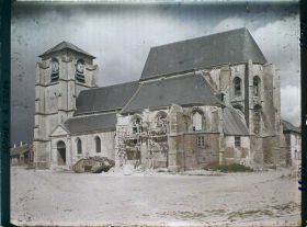 Image représentant France, Bray s/ Somme, L'Eglise
