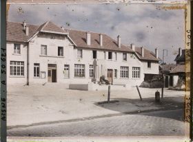 Image représentant France, Crouy, Mairie, Ecoles et Mont aux Morts