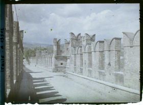 Image représentant Ponte Castel Vecchio vu de l'intérieur